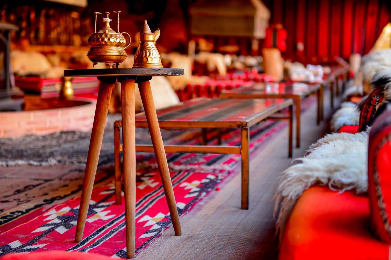 Hotel Little Petra Bedouin Camp à Al Hayy Extérieur photo